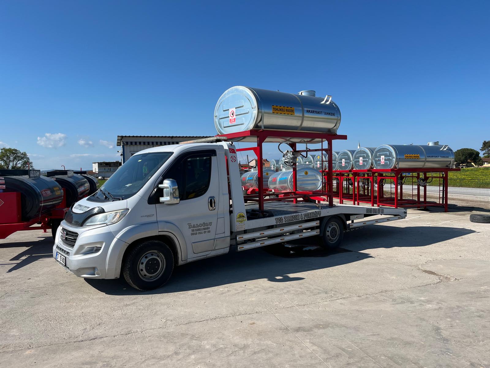 Forklift ve yol yardım operasyonu